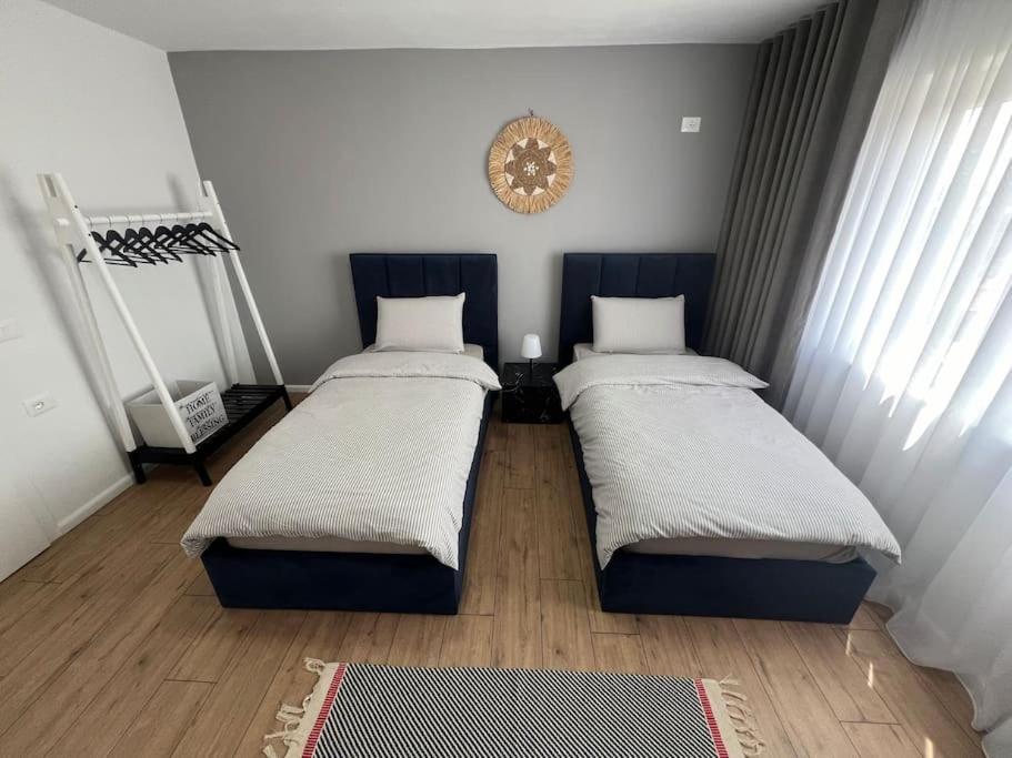 Modern Apt Near City Centre Shkodër Exterior foto
